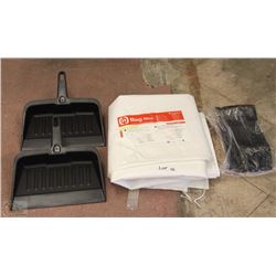 AIRBAG W/PAIR OF RUBBER GLOVES AND 2 DUST PANS