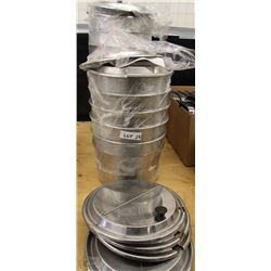 LOT OF ROUND INSERTS W/LIDS