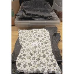 LOT OF DISPLAY RISERS