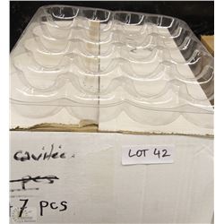 BOX OF PLASTIC DISPLAYS