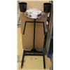 Image 1 : DISPLAY STAND