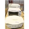 Image 1 : LOT OF GRILL/TOASTER OVEN AND MICROWAVE