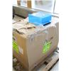 Image 1 : PALLET OF PLASTIC DISPLAYS