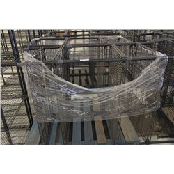 PALLET WITH 2 METRO DISPLAY RACKS