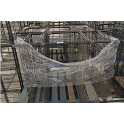 PALLET WITH 2 METRO DISPLAY RACKS