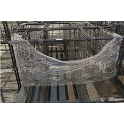 PALLET WITH 2 METRO DISPLAY RACKS