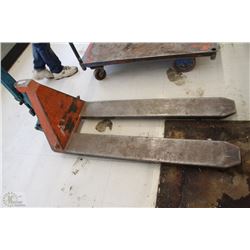 NARROW PALLET JACK