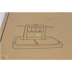 RUBBER MAID HORIZONTAL BABY CHANGING STATION