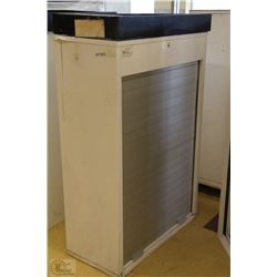 LOCKING CIGARETTE CABINET - ON CHOICE