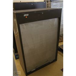 LOCKING CIGARETTE CABINET - ON CHOICE