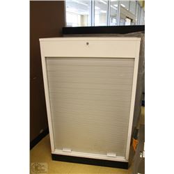 LOCKING CIGARETTE CABINET - ON CHOICE