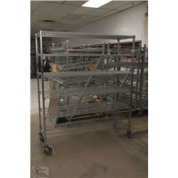 METRO RACK ON CASTORS - ON CHOICE