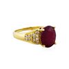 Image 1 : 14KT Yellow Gold 5.10ct Ruby and Diamond Ring