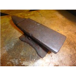 Anvil, App 9" x 3" x 4"