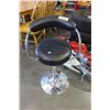 Image 1 : LEATHER AND CHROME SWIVEL BAR STOOL