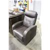 Image 1 : LEATHER RECLINING ARM CHAIR