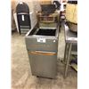 Image 1 : FRYMASTER STAINLESS STEEL DEEP FRYER