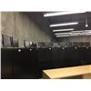 Image 2 : LOT OF 26 DELL 19" LCD MONITORS