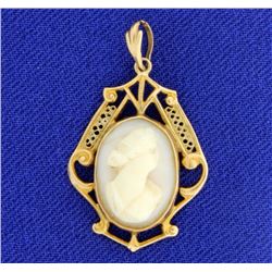 Antique Cameo Pendant in 10k Gold