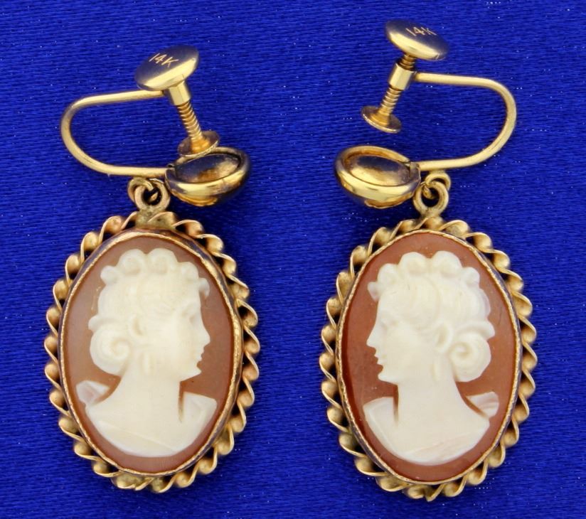 Vintage Screw Backs Cameo Earrings