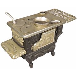 Child's/Doll "Libertas" Cook Stove