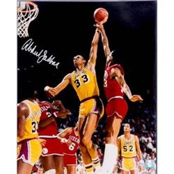 Kareem Abdul-Jabbar Signed Los Angeles Lakers 16X20 Photo- Online Authentics Hologram