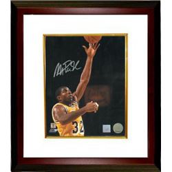 Magic Johnson Signed Los Angeles Lakers 8X10 Photo Layup Custom Framed