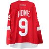 Image 1 : Gordie Howe Signed Red Replica Redwings Jersey