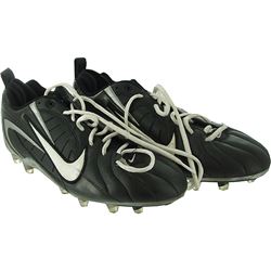 Syracuse 2007 Game Used Football Shoes #15