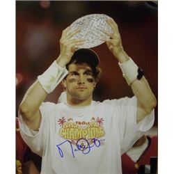 Matt Leinart Signed USC Trojans 16X20 Photo W/ Trophy Minor Ding- Leinart Hologram