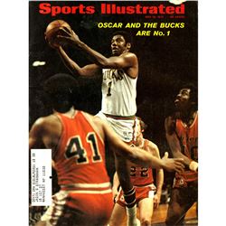 Oscar Robertson 5/10/71 Sports Illustrated Magazine