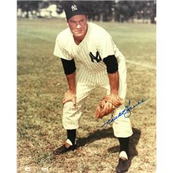 Hank Bauer Signed New York Yankees 8X10 Photo (Deceased- Hands On Knees)