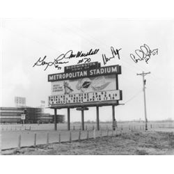 Carl Eller Signed Minnesota Vikings Purple People Eaters 16X20 Photo W/ HOF 04 Inscription (B&W @ Th