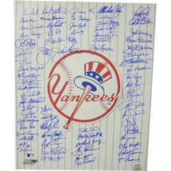 Otis Nixon Signed New York Yankees 16X20 Photo Top Hat Logo With 70 Signatures