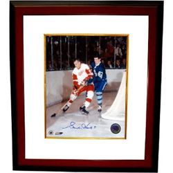 Gordie Howe Signed Detroit Redwings 16X20 Photo Vs Toronto Custom Framed