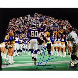 Cris Carter Signed Coming Out Of The Tunnel Pointing Back View 8X10 Photo