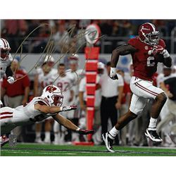 Derrick Henry Signed Alabama Crimson Tide 11X14 Photo #2 (Horizontal Run Vs Wisconsin Heisman)- Henr