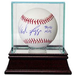 Wade Boggs Signed Official Major League Baseball 3010 Hits W/ Glass Case (Red Sox/Yankees)