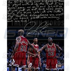 Dennis Rodman Bulls Signed 16X20 Story Photo About 95-96 Team