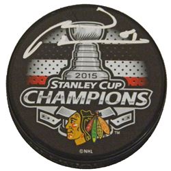 Marian Hossa Signed Blackhawks 2015 Stanley Cup Champs Logo Hockey Puck
