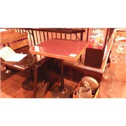 1 HIGH TOP BAR TABLE