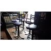 Image 3 : 7 BLACK WITH PURPLE LEATHER SEAT SWIVEL BAR STOOLS
