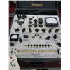 Image 2 : Test Instrument
