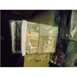 LOT OF SHEET SETS - NEW