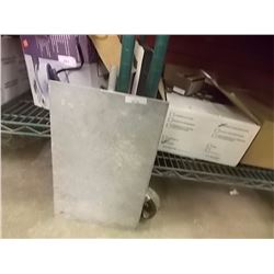 GROUND PLATE