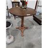 Image 1 : Oak Pub Table on Cast Iron Base