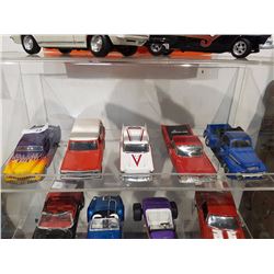 5 Diecast Cars