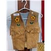Image 1 : Native Beaded Deerskin Vest