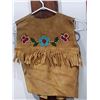 Image 2 : Native Beaded Deerskin Vest