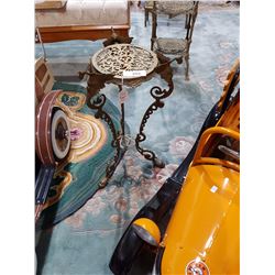 Fancy Brass Plantstand